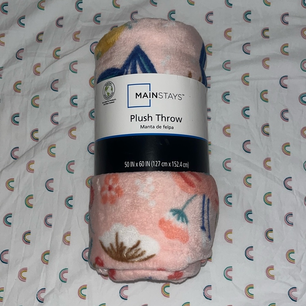 Mainstays Plush Throw - Pink Floral